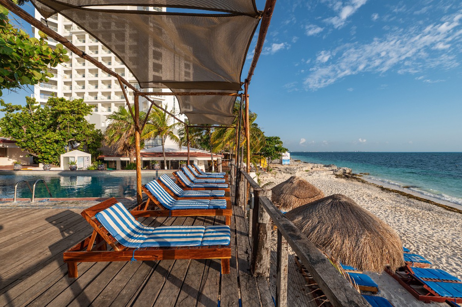 Days of tranquility in the  mexican caribbean  Hotel Maya Caribe Faranda Cancún Cancun
